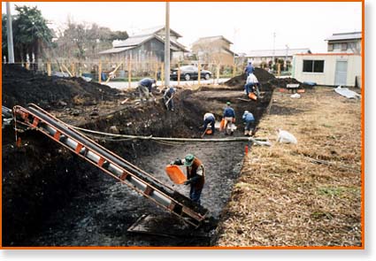 第6トレンチの確認調査の写真