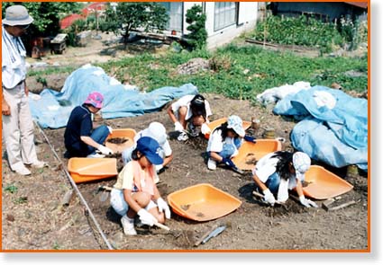 夏休み体験発掘の写真