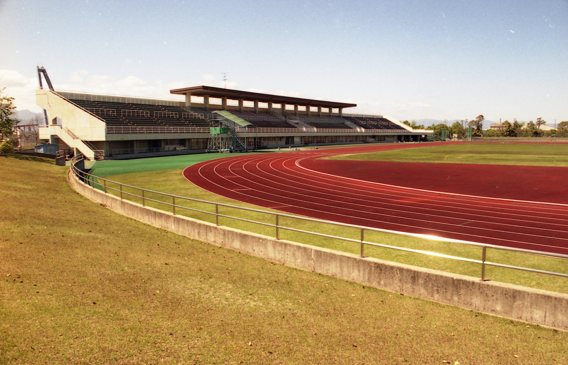 浅中公園陸上競技場