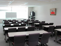 会議室 3
