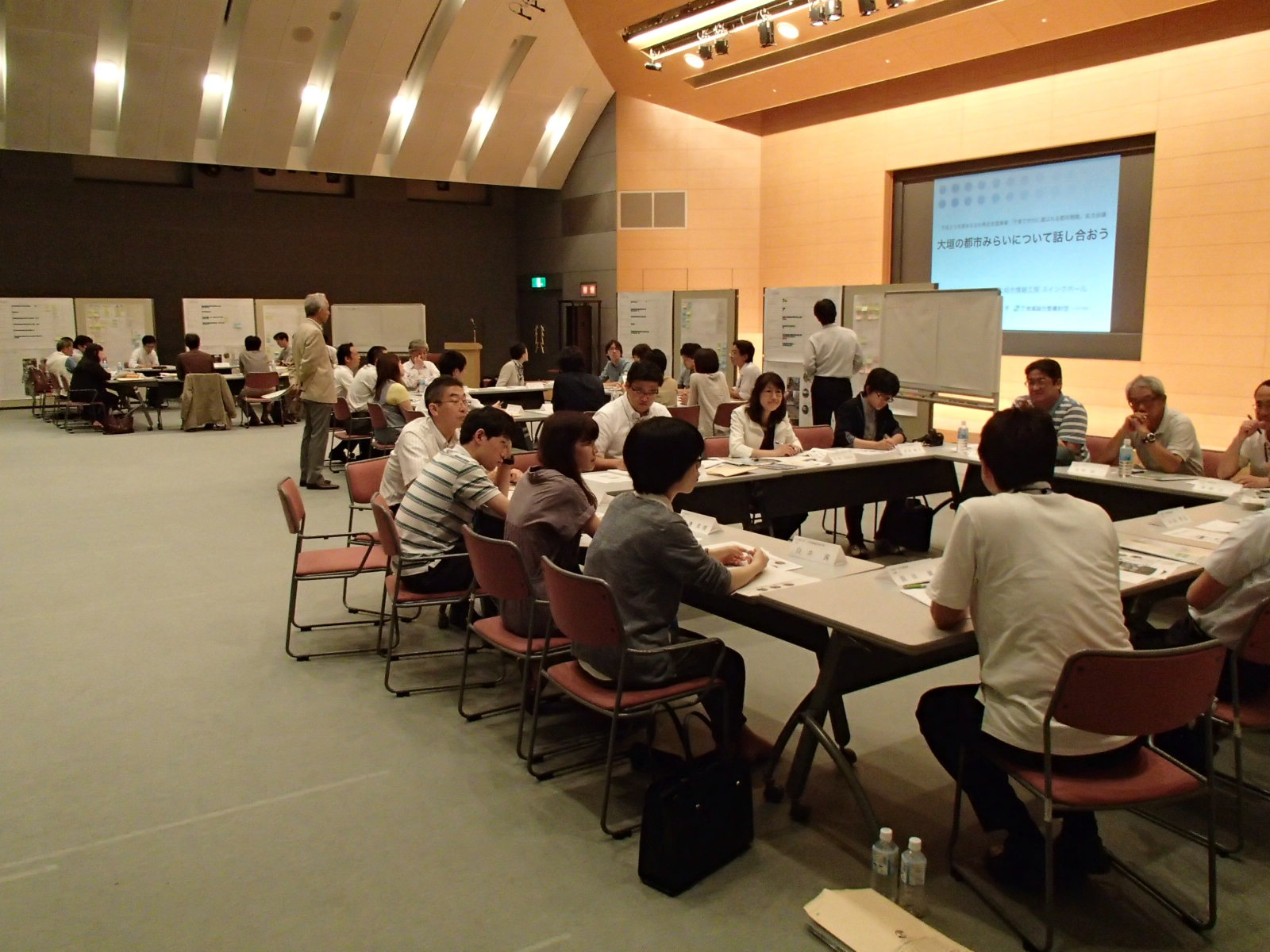 アドバイザリーボード会議の様子