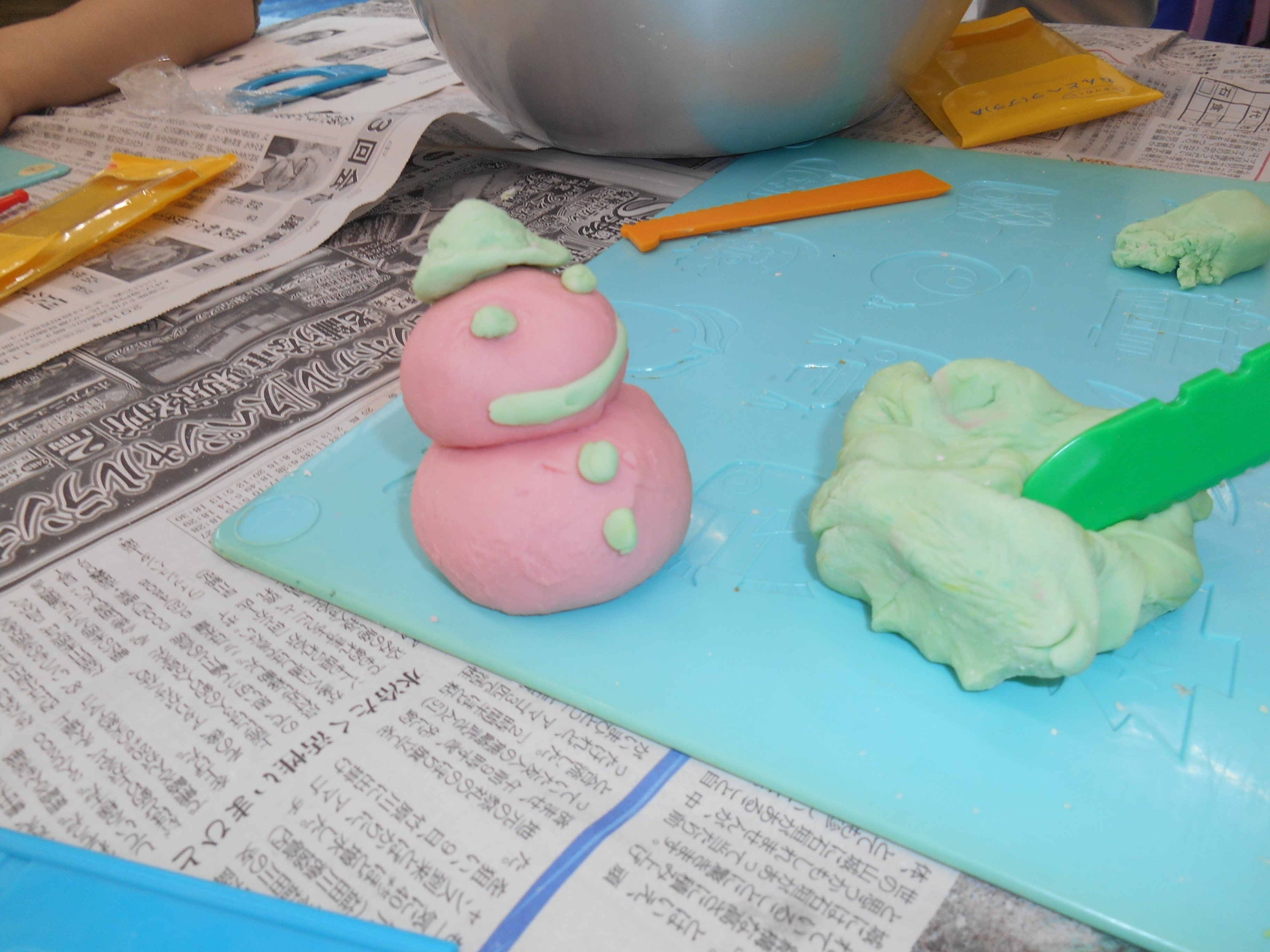 4月26日 作ってあそぼ 小麦粉粘土 大垣市公式ホームページ 水の都おおがき