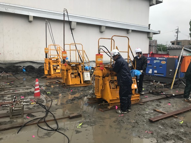 薬液注入工事(開始)