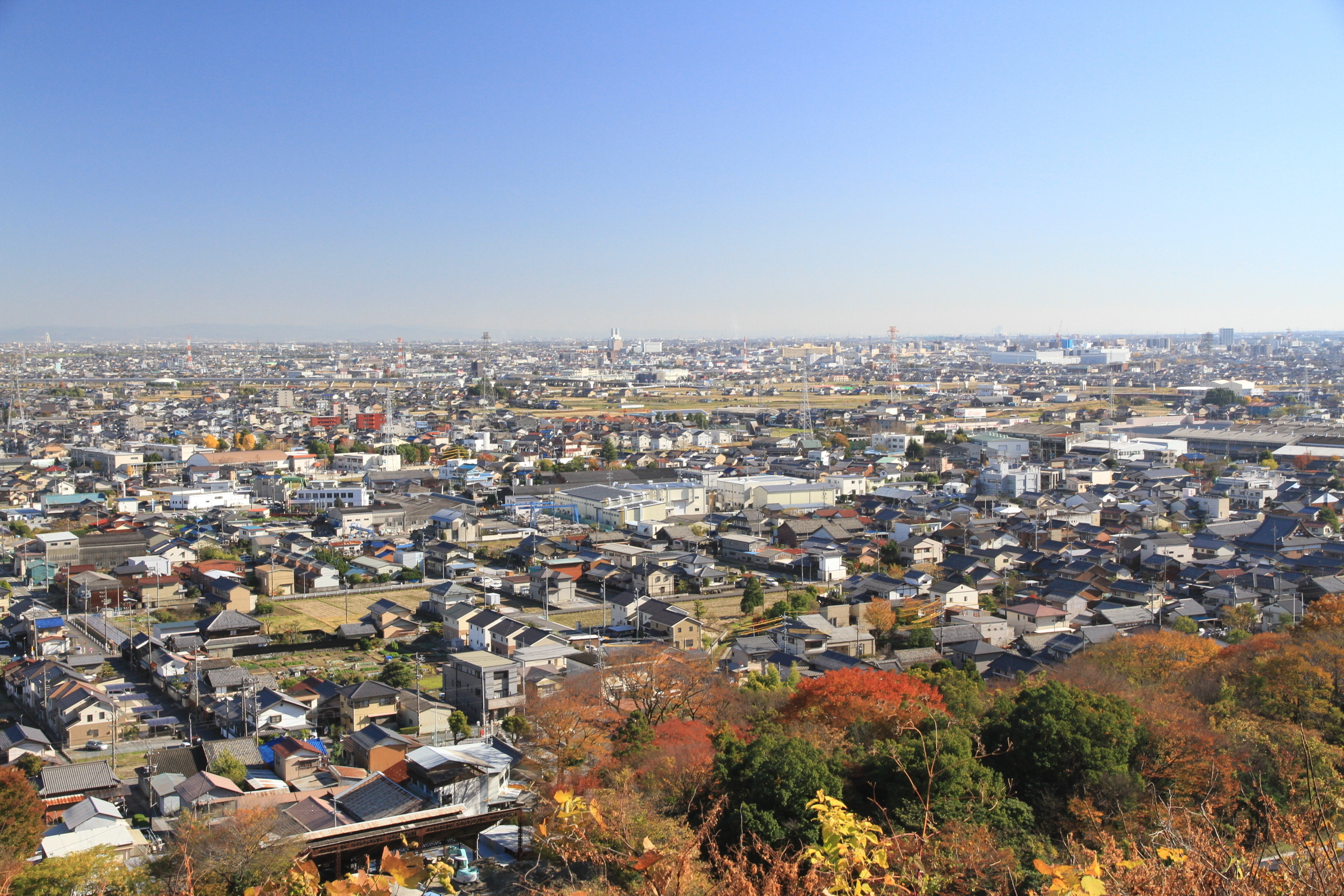 明星輪寺の境内地とそこからの眺望の写真