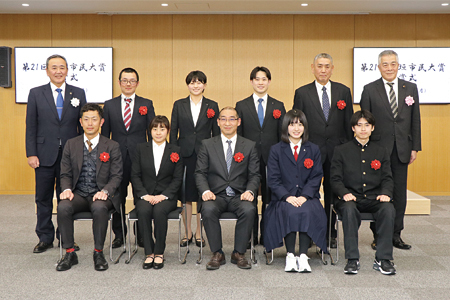 大垣市民大賞授賞式に出席した皆さんの写真